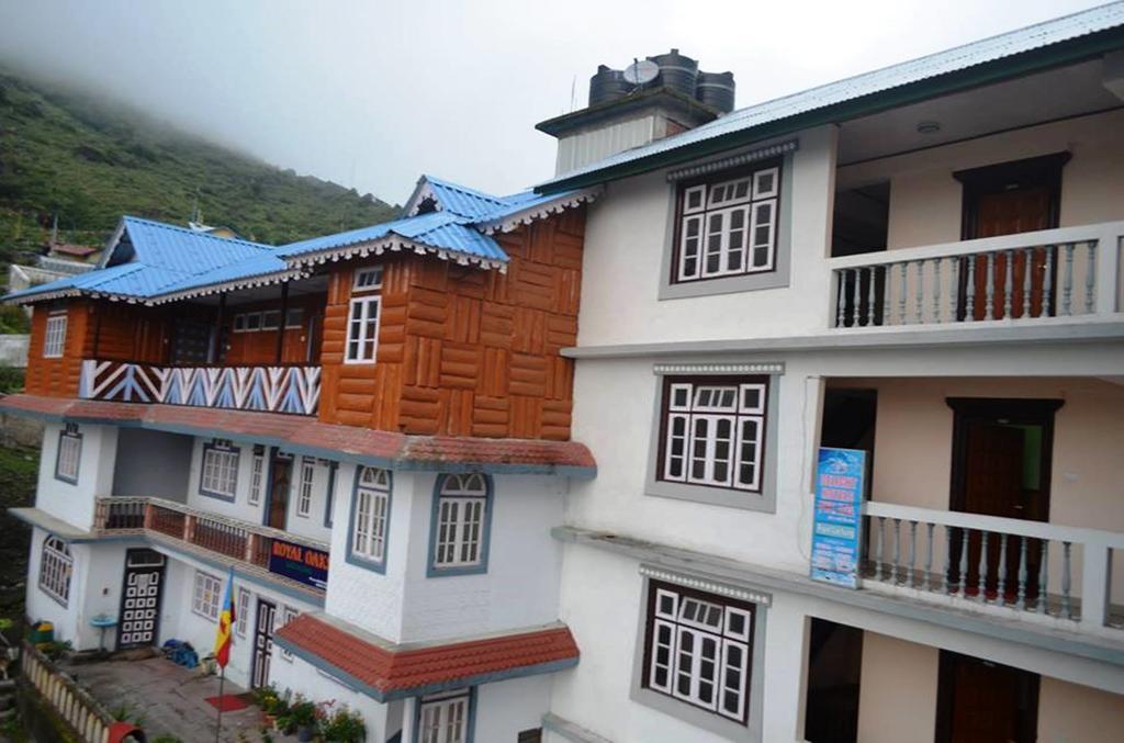 Delight Royal Lachung Exterior foto