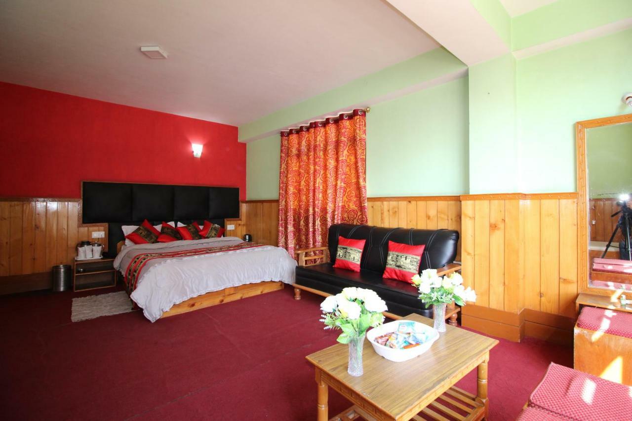 Delight Royal Lachung Exterior foto